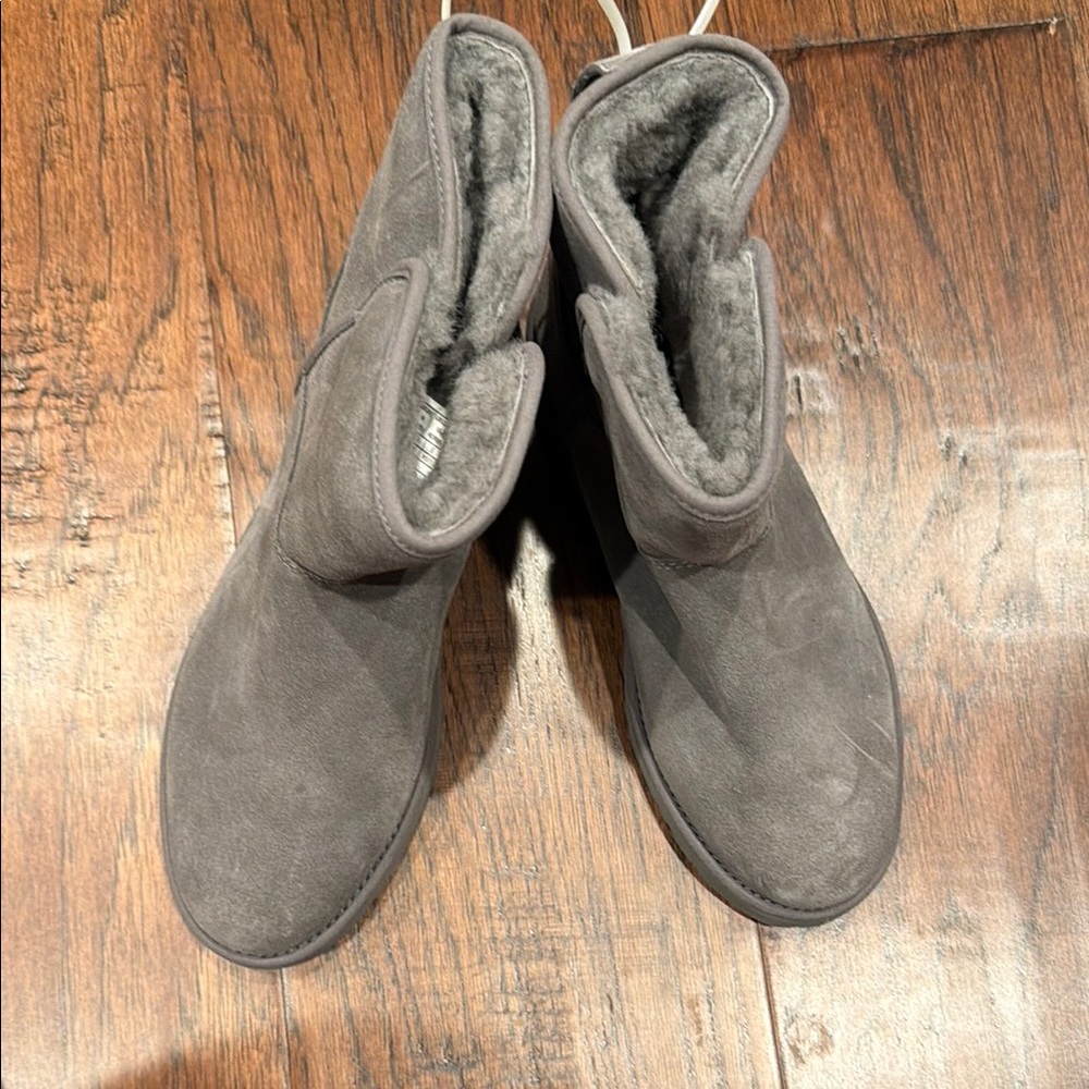 Ugg Cozy Gray Shearling-Lined Short Boots
